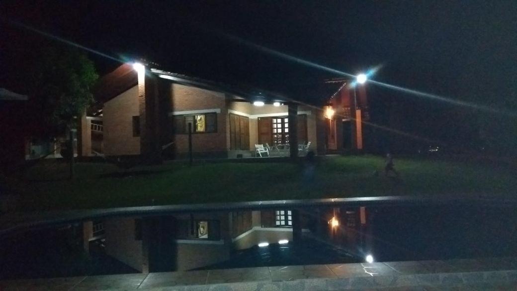 Chácara Charbella Villa Tres Ranchos Exteriör bild